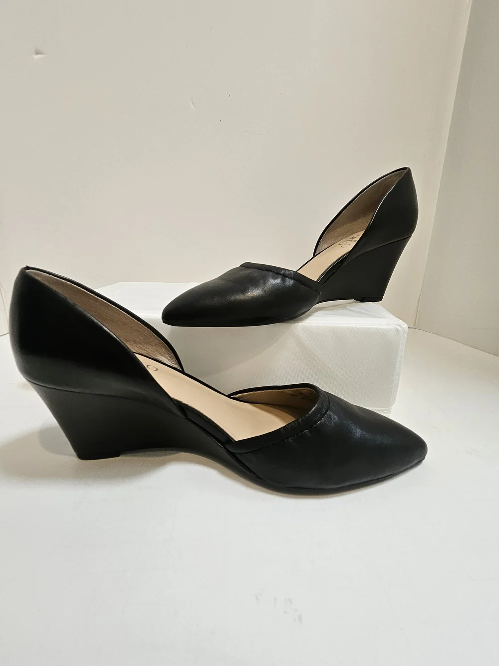 Franco Sarto Black Leather Fenvay Pointed Toe Wedge Pumps Heels Size 6.5M